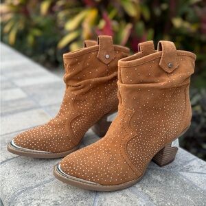 Gianni Bini Western Suede Ankle Boots with Studs Size 9M